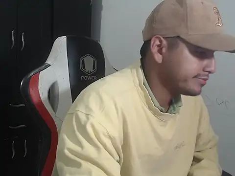 Snapshot of kylian_07 chatting on February 2026 02:30:01 AM kylian 07 online show from February 2026 02:30:01 AM