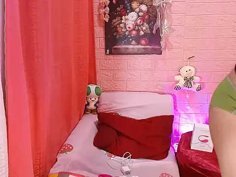 Snapshot of Mast3rOfDesire chatting on September 2025 02:18:02 PM Mast3rOfDesire online show from September 2025 02:18:02 PM