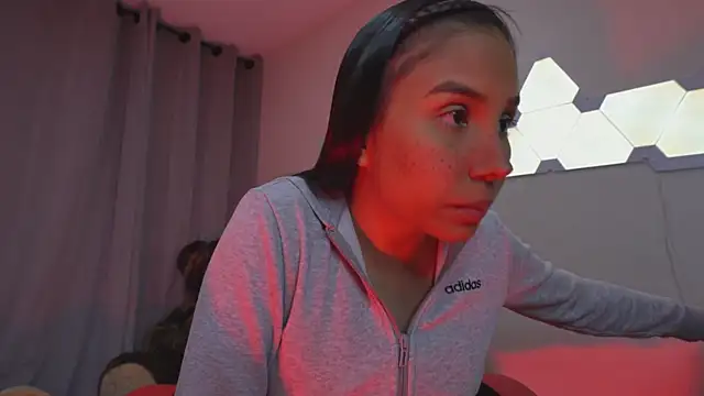 Dubois Amy online show from February 2025 02:40:01 AM