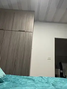 Brunna-Brownn online show from April 2026 12:10:01 PM