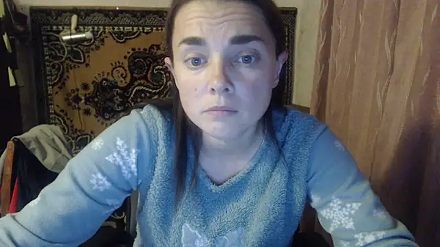 Snapshot of AlisaLaDiva chatting on October 2025 08:18:02 PM AlisaLaDiva online show from October 2025 08:18:02 PM