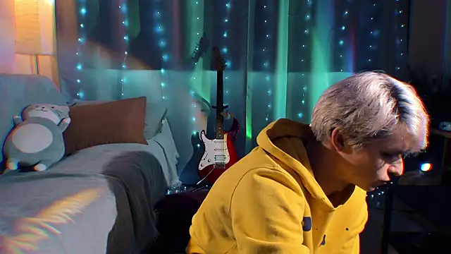 Breston Sweet online show from December 2025 08:20:02 AM