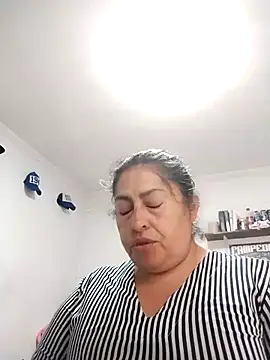 Keyla01  online show from October 2025 03:21:01 PM