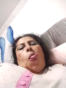 Keyla01  online show from November 2025 11:59:02 PM