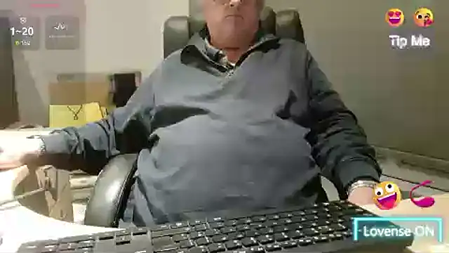 bigbadjon69 online show from May 2026 08:14:02 PM