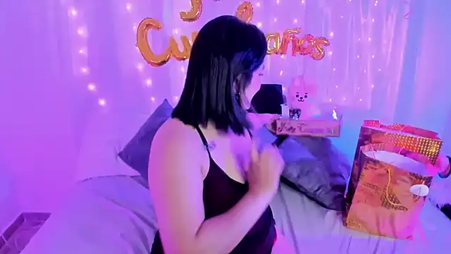 Snapshot of lucy26_ chatting on October 2025 04:04:02 AM lucy26 online show from October 2025 04:04:02 AM