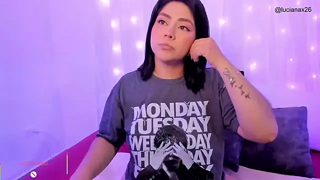 Snapshot of lucy26_ chatting on October 2025 02:56:01 AM lucy26 online show from October 2025 02:56:01 AM