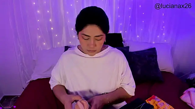 Snapshot of lucy26_ chatting on November 2025 03:28:02 AM lucy26 online show from November 2025 03:28:02 AM