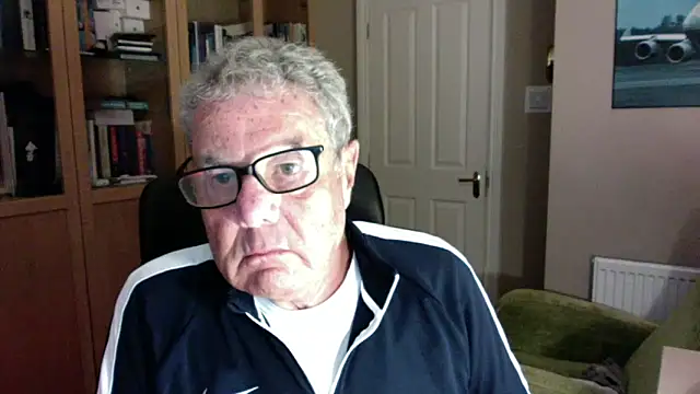 Snapshot of Oldpistolpete chatting on February 2025 06:46:01 PM Oldpistolpete online show from February 2025 06:46:01 PM