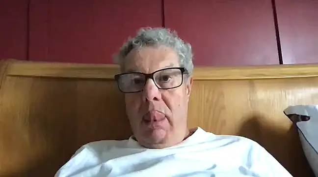 Snapshot of Oldpistolpete chatting on March 2025 09:29:01 AM Oldpistolpete online show from March 2025 09:29:01 AM