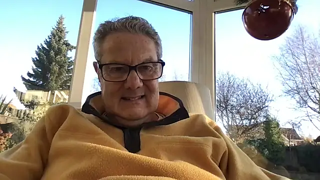 Snapshot of Oldpistolpete chatting on November 2025 10:04:01 AM Oldpistolpete online show from November 2025 10:04:01 AM