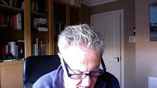 Snapshot of Oldpistolpete chatting on December 2025 10:09:02 AM Oldpistolpete online show from December 2025 10:09:02 AM