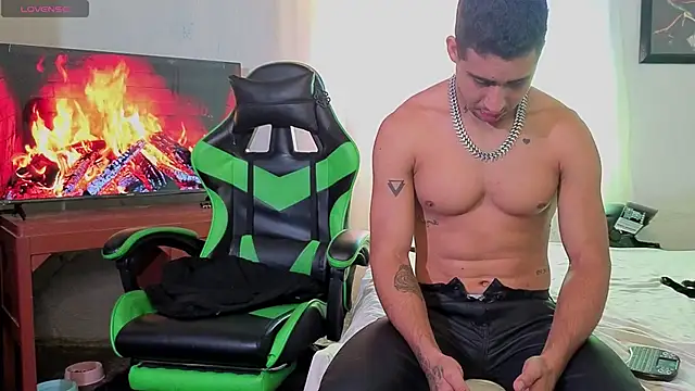 Snapshot of Daiki_Jack chatting on November 2025 02:16:01 PM Daiki Jack online show from November 2025 02:16:01 PM