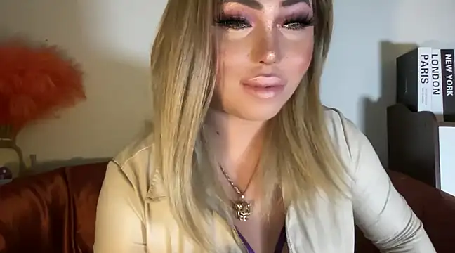 BigDominaMia online show from February 2025 09:04:01 PM