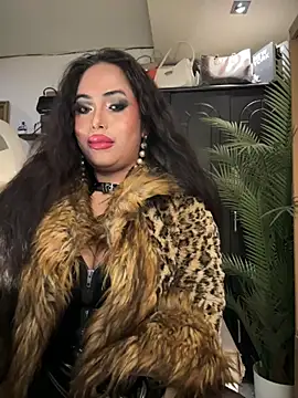 BigDominaMia online show from March 2026 04:58:01 AM