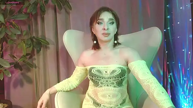 Snapshot of julia_renard chatting on October 2025 11:05:01 AM julia renard online show from October 2025 11:05:01 AM