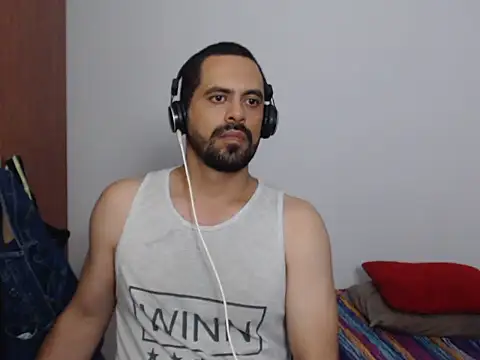 Snapshot of housex69 chatting on July 2026 02:51:01 AM housex69 online show from July 2026 02:51:01 AM