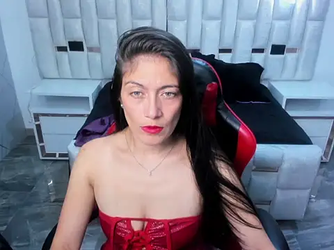 Snapshot of AnnyMilet_ chatting on August 2026 02:09:01 PM AnnyMilet online show from August 2026 02:09:01 PM