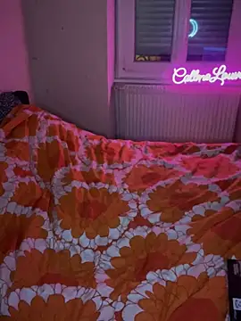 callmelouve online show from February 2025 07:34:01 PM