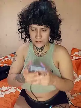 callmelouve online show from February 2026 07:43:01 PM