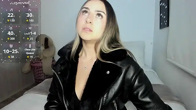 sophi mooreno online show from April 2026 01:03:01 AM