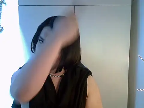 StrawberryWine07 online show from January 2025 12:16:02 AM