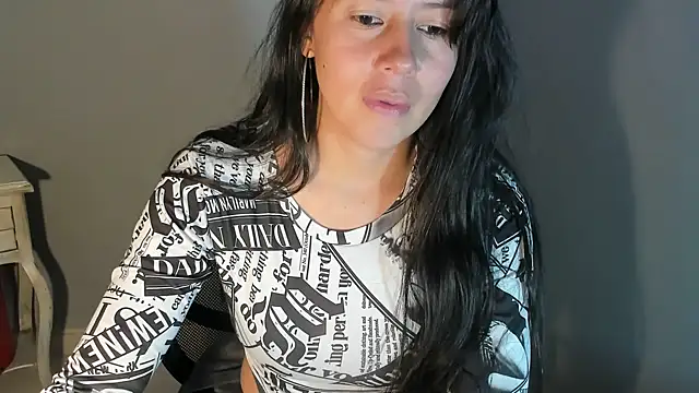 sandyquinnxx online show from December 2025 03:43:01 PM