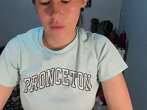 sandyquinnxx online show from April 2026 05:24:02 PM