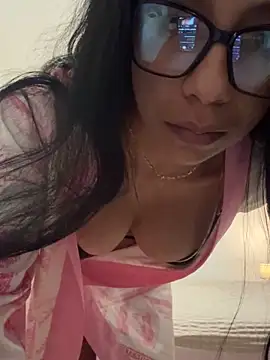 Anamhenao online show from March 2026 06:35:02 PM