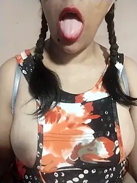 Snapshot of tharu_sweet chatting on May 2026 05:59:02 AM tharu sweet online show from May 2026 05:59:02 AM