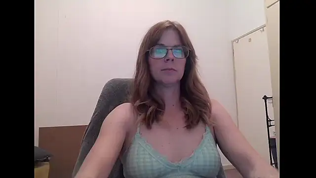 SavannaGirly online show from June 2026 06:56:01 AM