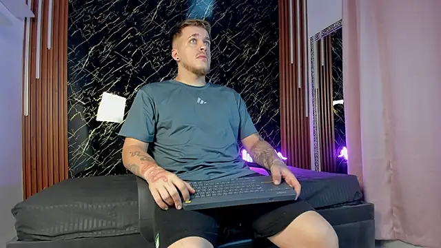 keane lee online show from December 2025 12:53:02 PM