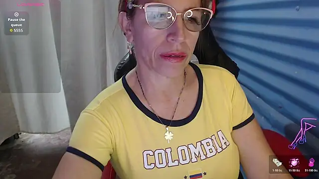Snapshot of Chayla_Ruiz chatting on June 2026 09:27:02 PM Chayla Ruiz online show from June 2026 09:27:02 PM