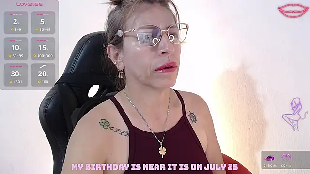 Snapshot of Chayla_Ruiz chatting on July 2026 10:33:01 PM Chayla Ruiz online show from July 2026 10:33:01 PM