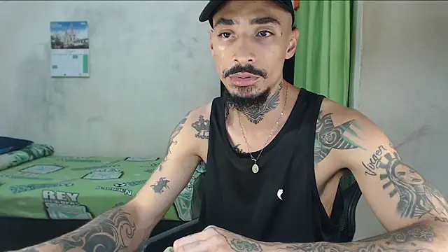emiliano hottt online show from May 2026 08:54:02 PM