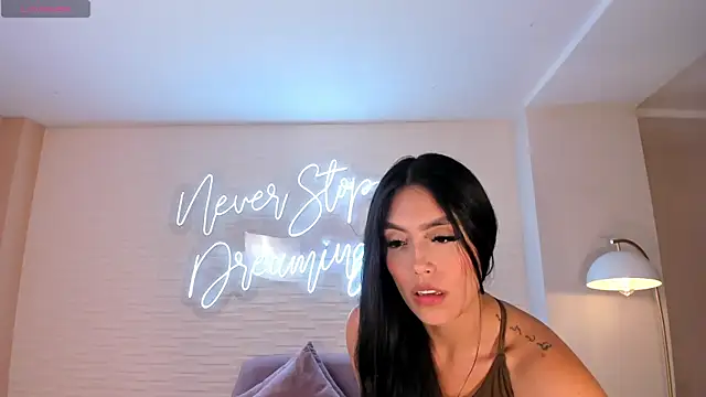 Snapshot of JadeEvansX chatting on January 2025 07:49:02 AM JadeEvansX online show from January 2025 07:49:02 AM