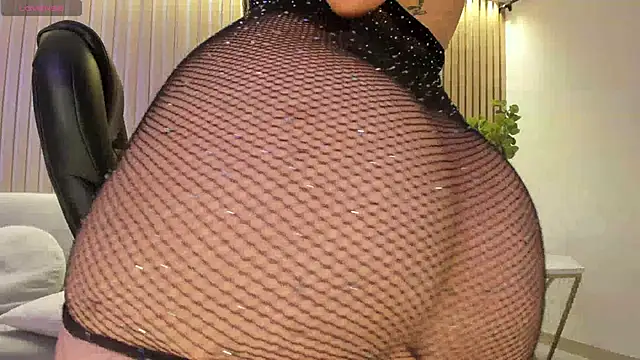 Snapshot of JadeEvansX chatting on February 2025 08:47:01 PM JadeEvansX online show from February 2025 08:47:01 PM