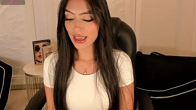 JadeEvansX online show from January 2026 02:33:01 PM