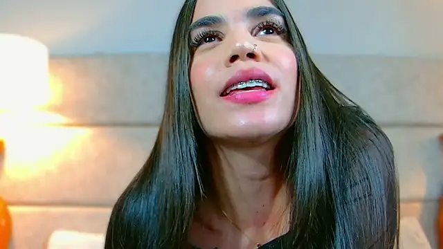 Snapshot of April_Cutee chatting on January 2025 06:59:02 PM April Cutee online show from January 2025 06:59:02 PM