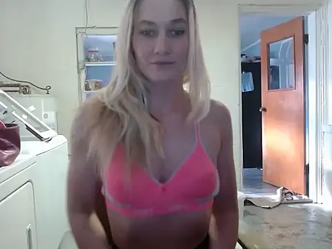 missymilf online show from January 2025 08:12:01 PM