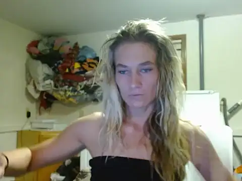 missymilf online show from October 2025 01:00:02 AM