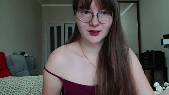 KiraGoldens online show from June 2026 06:58:02 AM