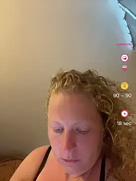 Girlnina-1995 online show from June 2026 06:42:01 PM