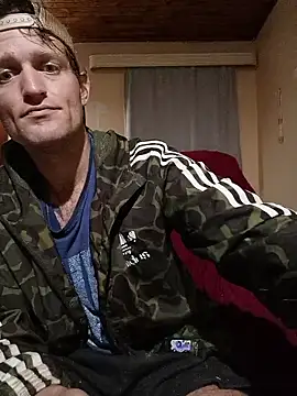 Snapshot of the-billy-blue chatting on April 2026 04:46:02 AM the-billy-blue online show from April 2026 04:46:02 AM