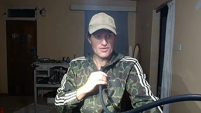Snapshot of the-billy-blue chatting on June 2026 10:12:02 PM the-billy-blue online show from June 2026 10:12:02 PM