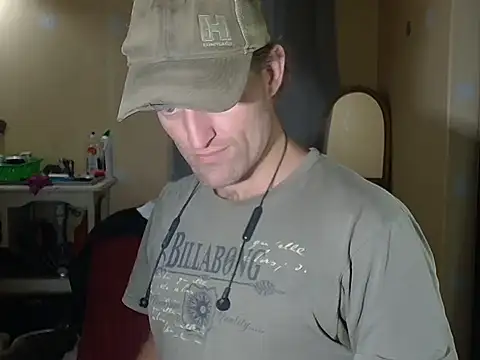 Snapshot of the-billy-blue chatting on July 2026 10:39:02 PM the-billy-blue online show from July 2026 10:39:02 PM