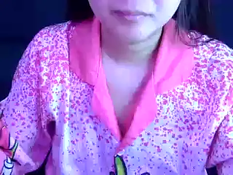 Bee 2k online show from September 2025 04:50:01 AM