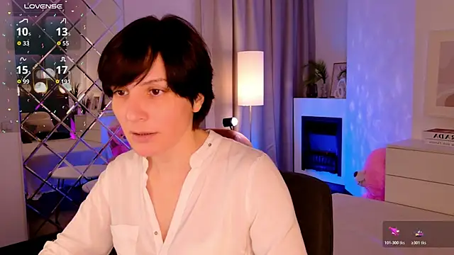 LorenDaze online show from May 2026 06:11:01 AM