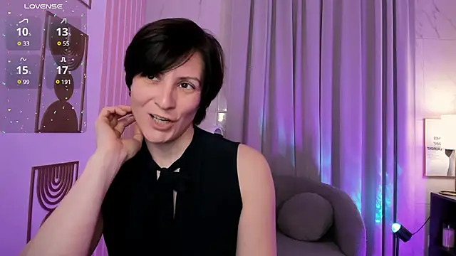 LorenDaze online show from June 2026 02:08:02 PM
