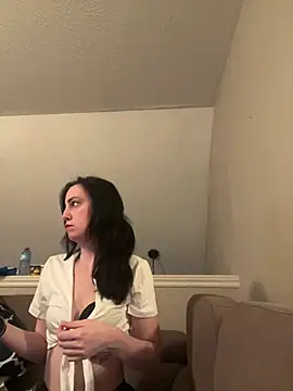 Snapshot of XXlolaXX chatting on January 2025 02:03:02 AM XXlolaXX online show from January 2025 02:03:02 AM